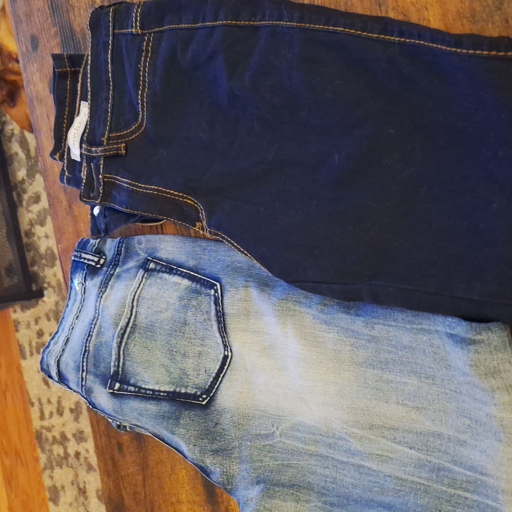 Crave fame jeans lot of 2 sz 5